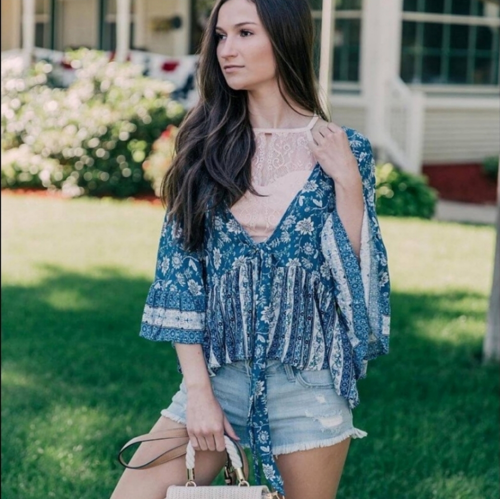 Taylor & Sage Crop Top Peasant Top S Small